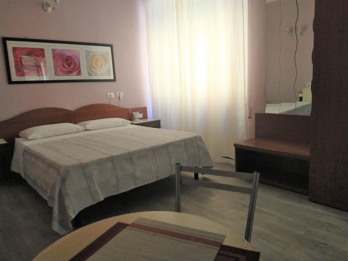 Affittacamere La Spezia Inn Esterno foto