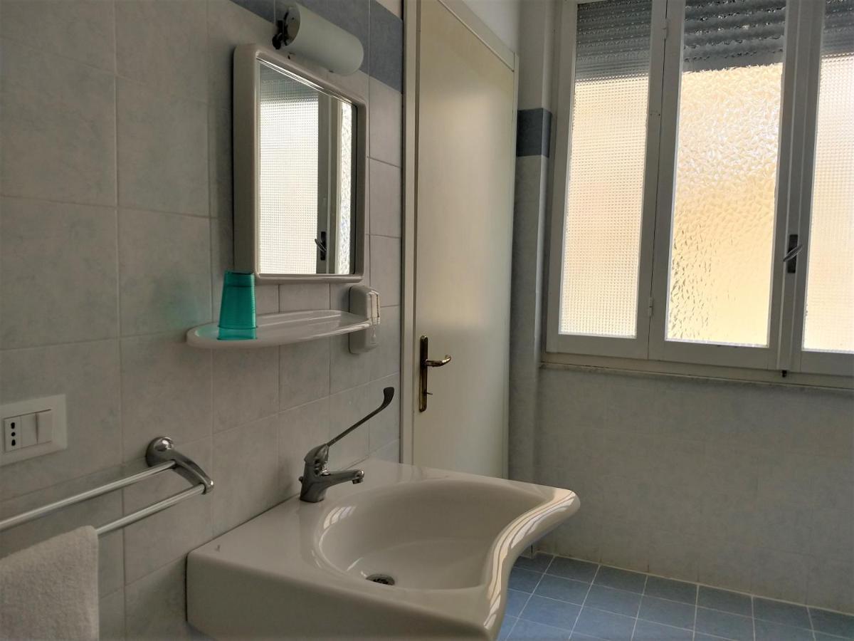 Affittacamere La Spezia Inn Esterno foto