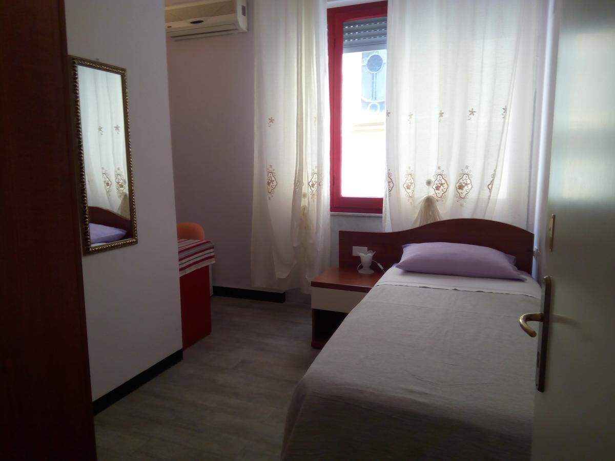 Affittacamere La Spezia Inn Esterno foto